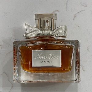 Dior Miss Dior Le Parfum with White Bow